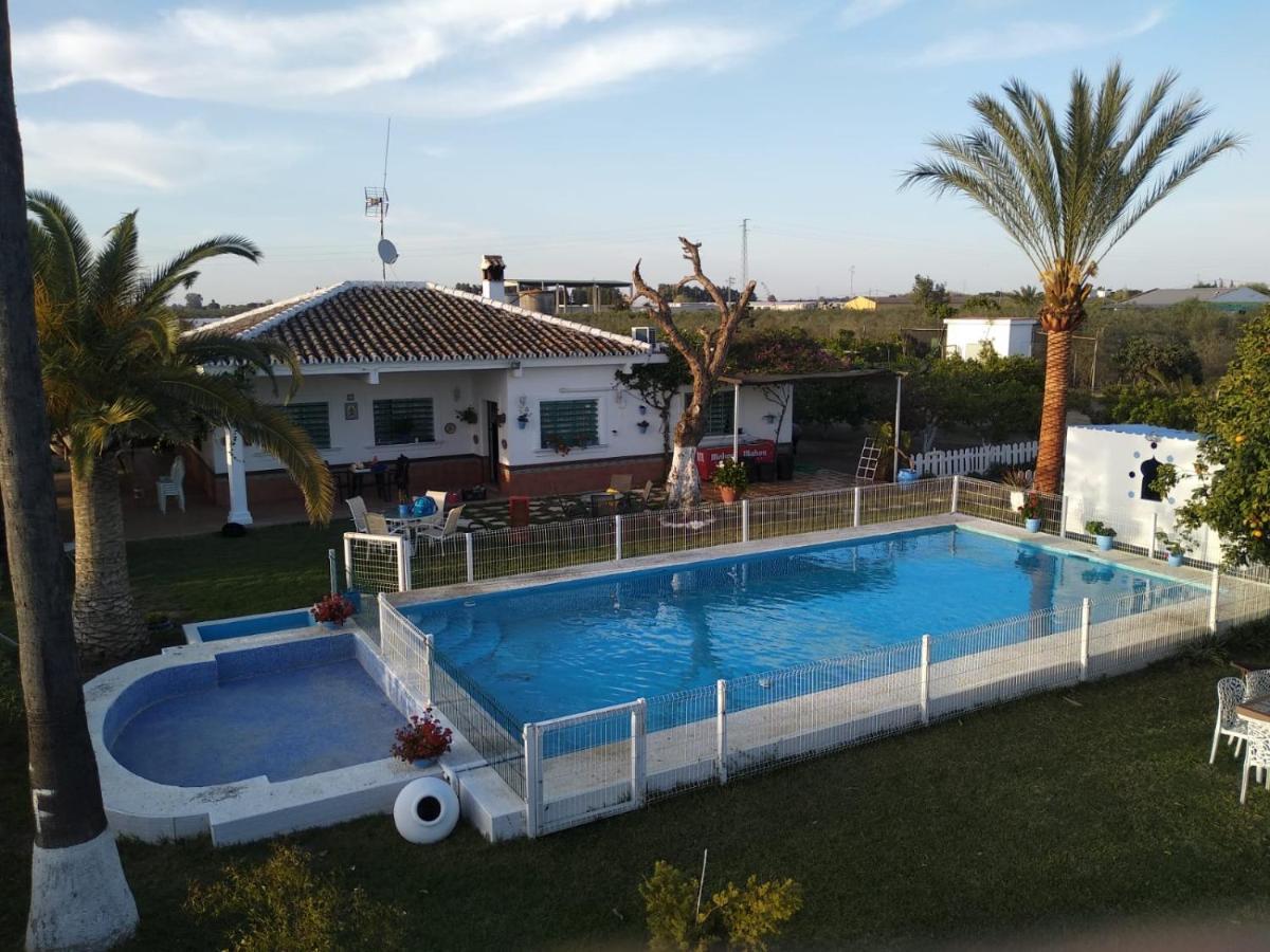 Villa Flores Утрера Экстерьер фото